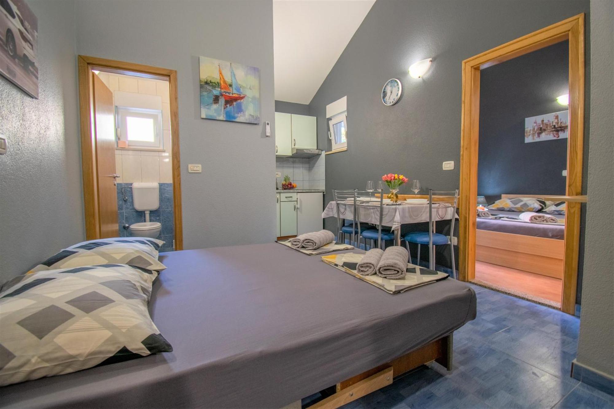 Apartments Hudovernik Baška Voda Eksteriør bilde