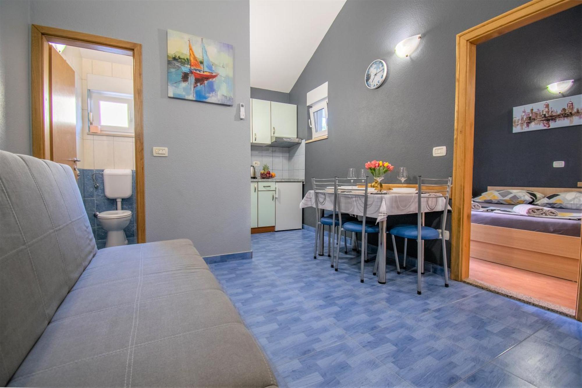Apartments Hudovernik Baška Voda Eksteriør bilde