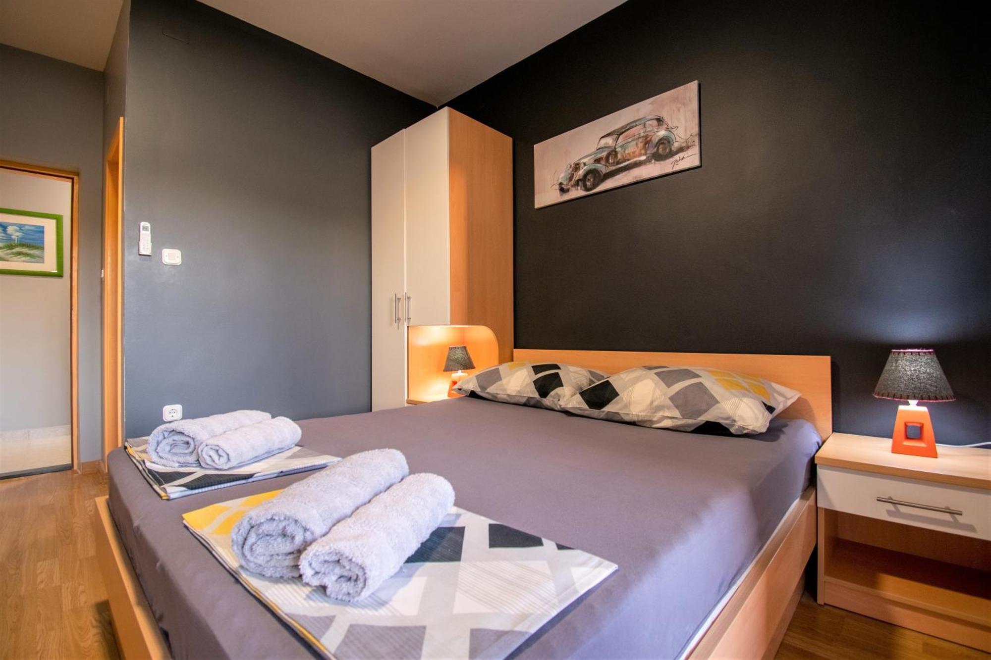 Apartments Hudovernik Baška Voda Eksteriør bilde